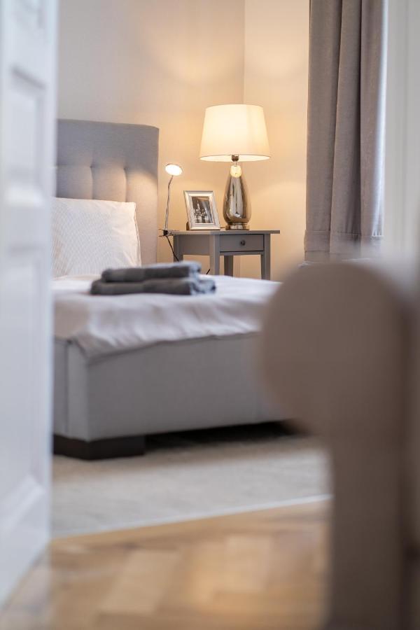 El Gusto Homes Town Sopron Buitenkant foto