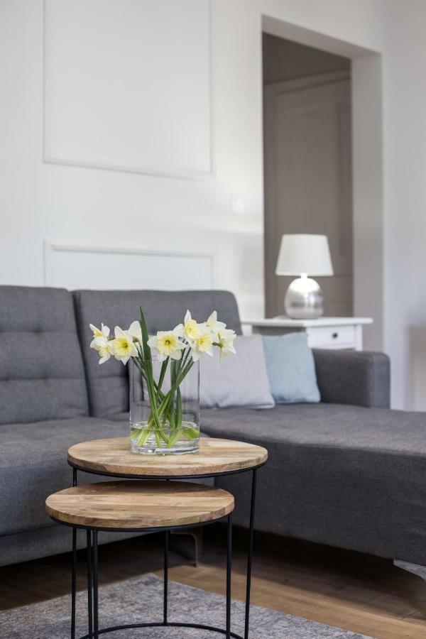 El Gusto Homes Town Sopron Buitenkant foto